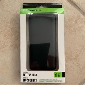 NWOT Auto Trends Battery Pack